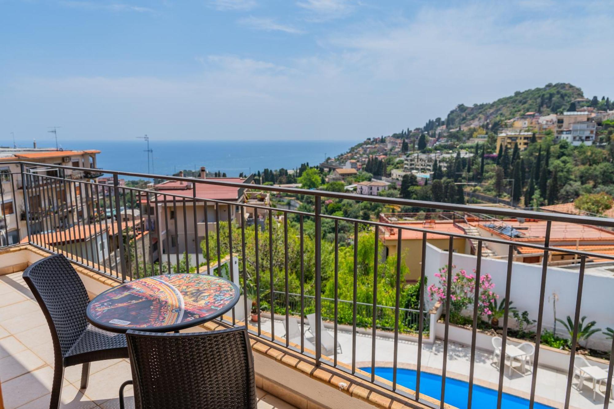 Casa Pertosa Taormina Exterior foto