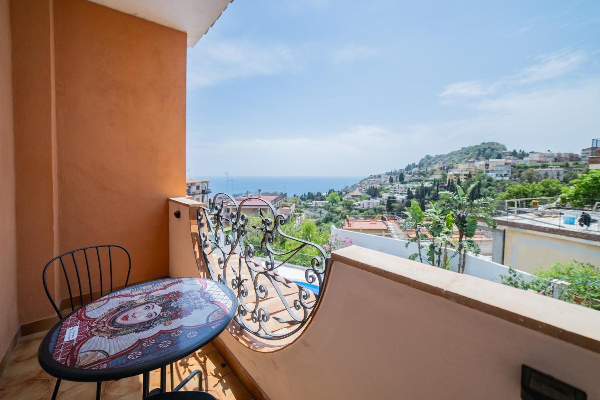 Casa Pertosa Taormina Exterior foto