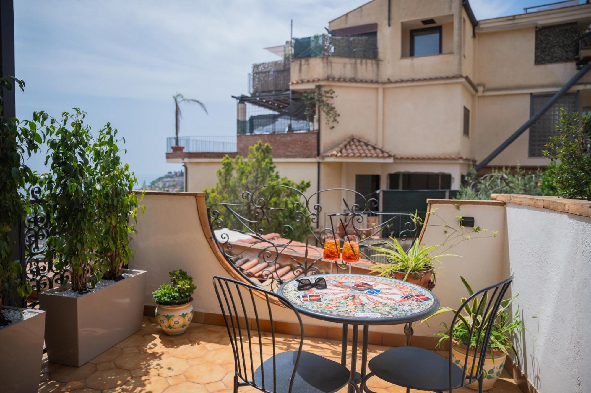 Casa Pertosa Taormina Exterior foto